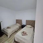 Pensjonat Mitre *